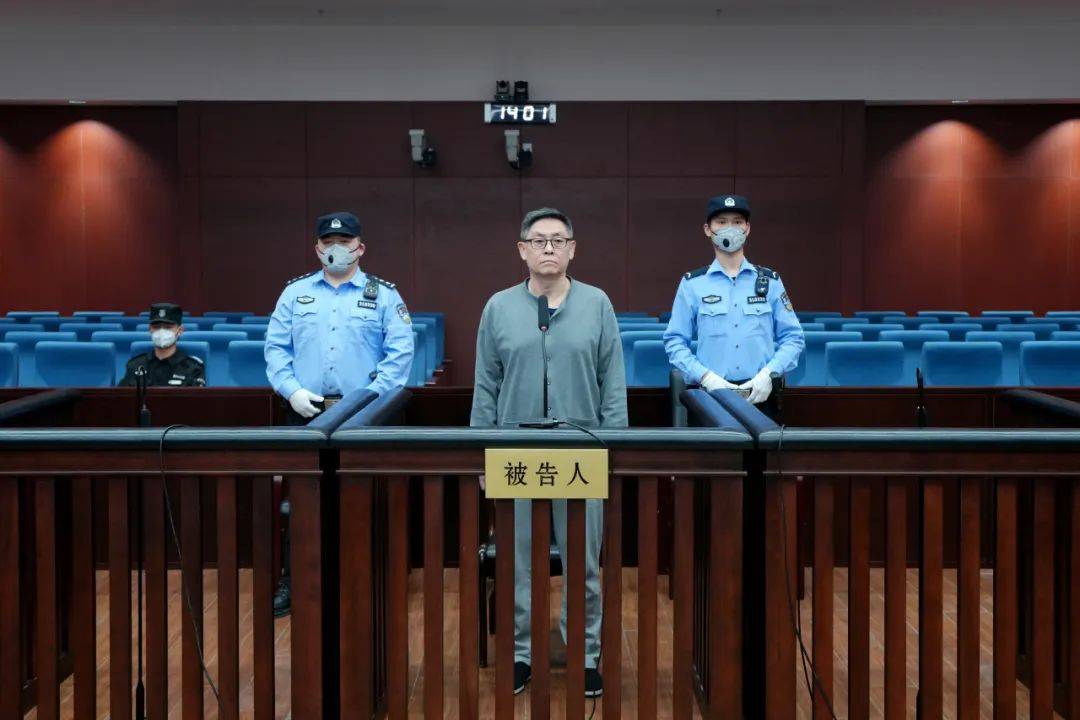 李海瑜，5年敛财5233万！