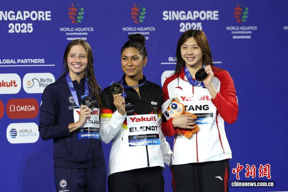 新加坡游泳世锦赛：唐钱婷摘女子100米蛙泳铜牌